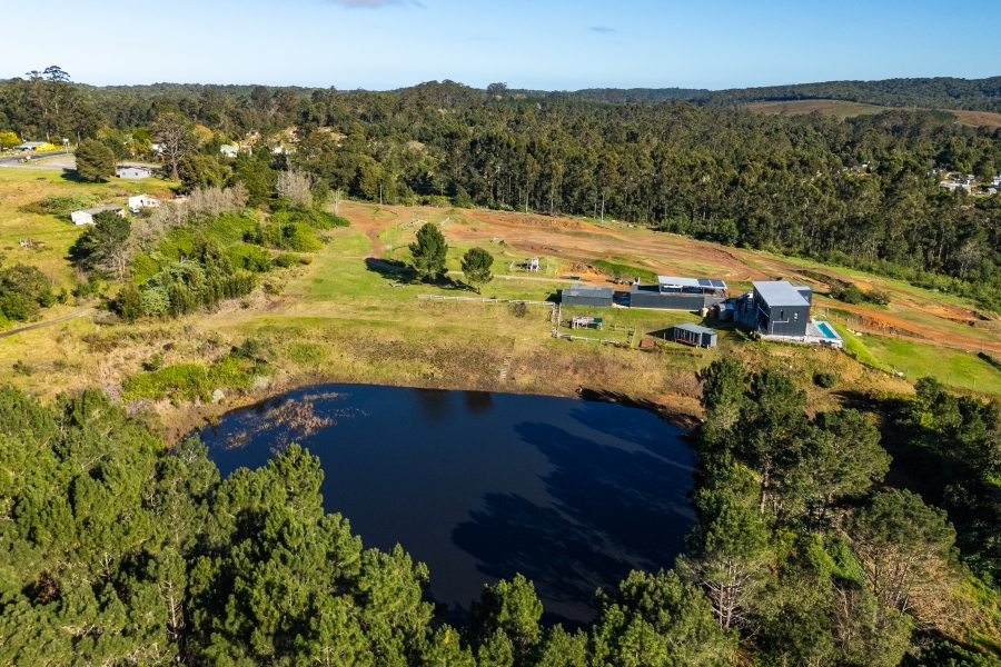 To Let 6 Bedroom Property for Rent in Harkerville A H Western Cape